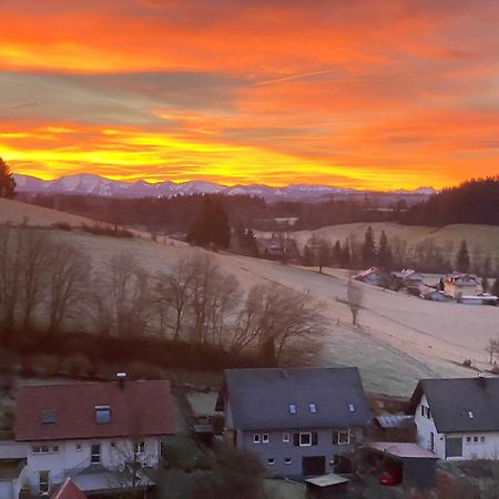 Ferienwohnung Bergblick Wangen Im Allgaeu Mit Garten, 2022 Komplett Renoviert Екстериор снимка